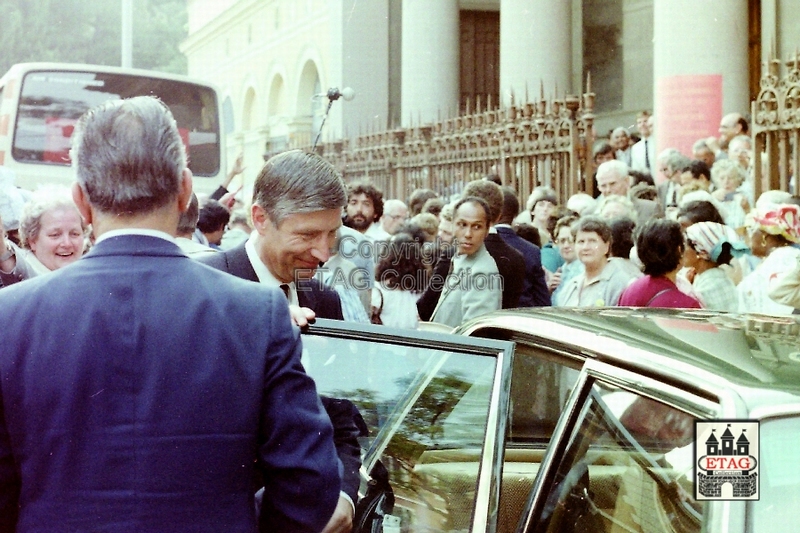 1982 (38) Joachim kerk vertrek Premier Van Agt