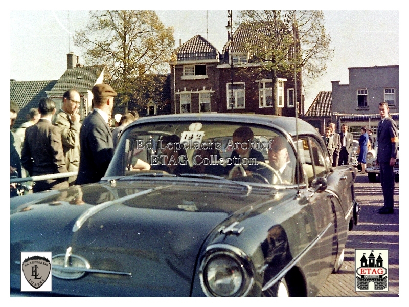 1958 Oldsmobile Piusplein Start Nr:14 Kleutelheil Sponsorrit