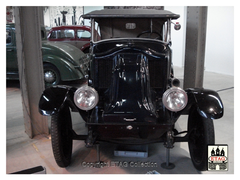 2012 Autoworld Museum 1921 Renault Type IG
