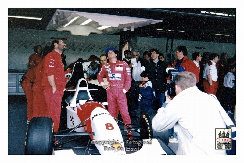 1993 Imola Italie McLaren Honda Ayrton Senna #8 Standing1