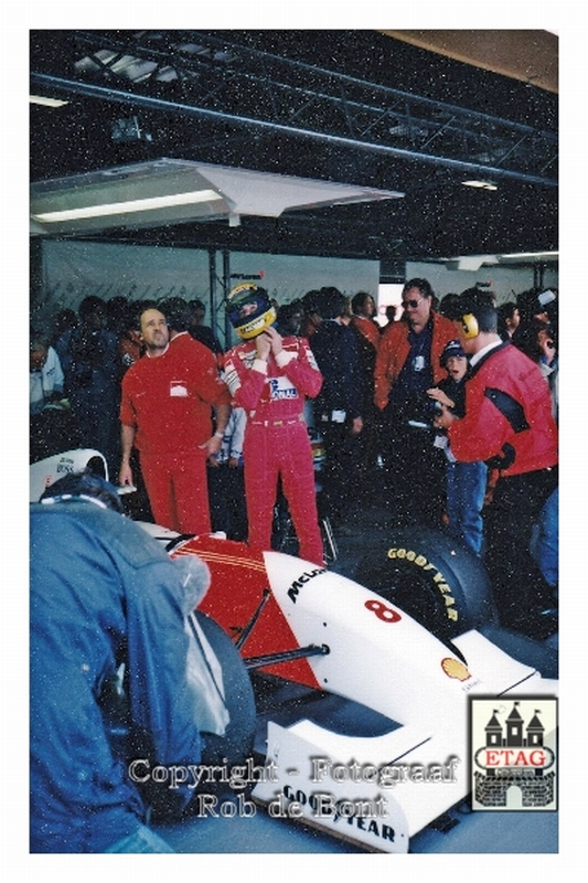 1993 Imola Italie McLaren Honda Ayrton Senna #8 Standing2
