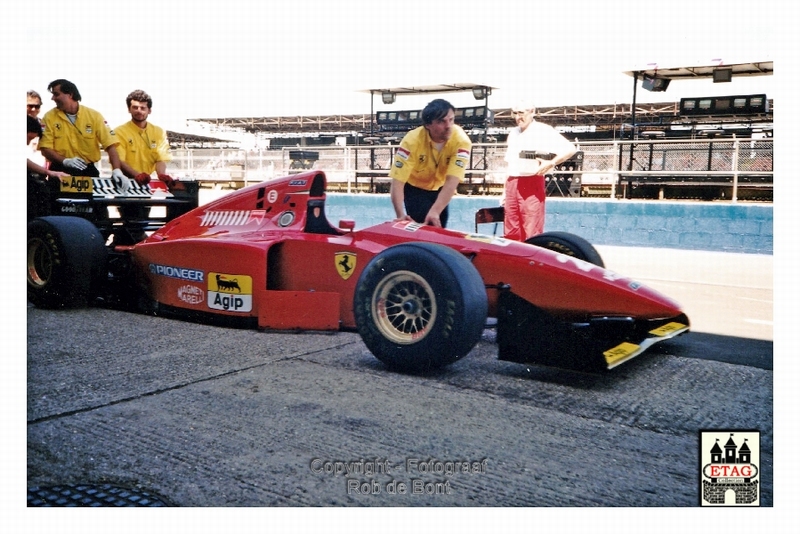 1993 Imola Italie Ferrari Gerard Berger #28 Pitlane 1