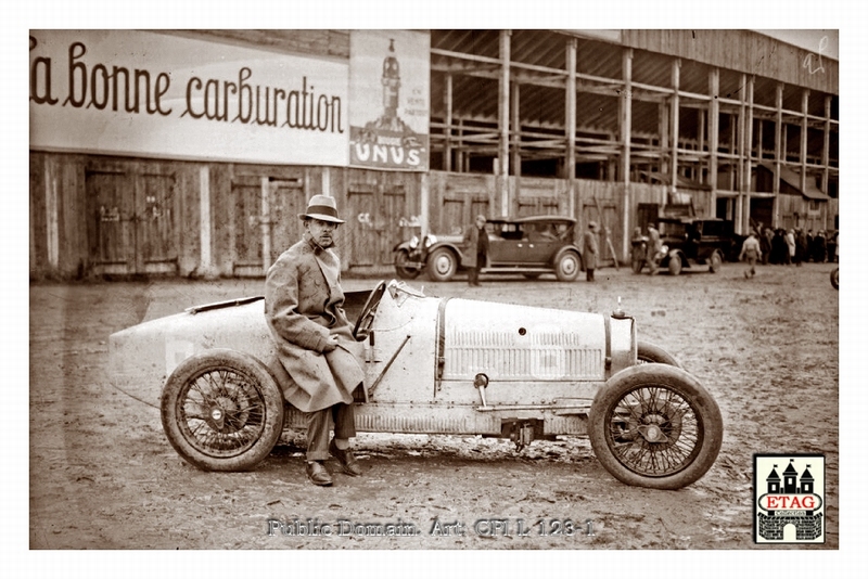 1927 Montlhery Bugatti Dubonnet #6 Dna beside car