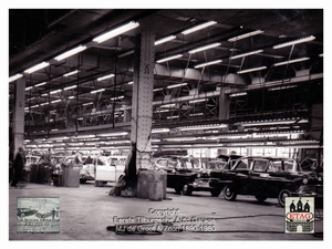 1958 Vauxhall Luton Factory visited by Dutch dealers (06)