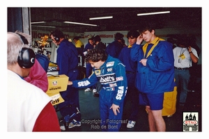 1992 Imola Italie Renault Alain Prost #2 Pit garage