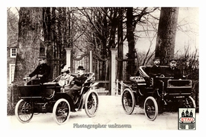 1898 Peugeot Type 15 Pheaton(R) Type 19(L)