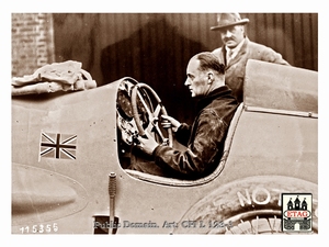 1927 Pendine Sands Bluebird Campbell In car